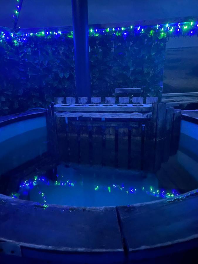 Croft B&B Accommodation With Hot Tub Gamrie Екстериор снимка